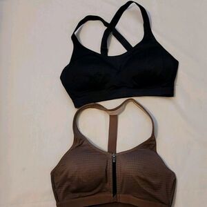 2 Victoria's secret sports bras size 34c,3dd
